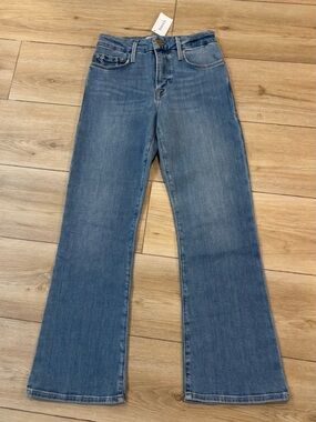 NWT FRAME Denim "Le Crop Mini Boot" jeans - size 26 Melville Wash $218